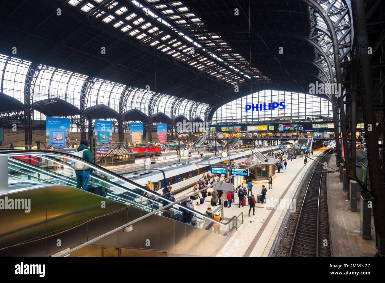 Hamburg Central Station (Hauptbahnhof), view of station concourse and tracks, Germany Stock Photo