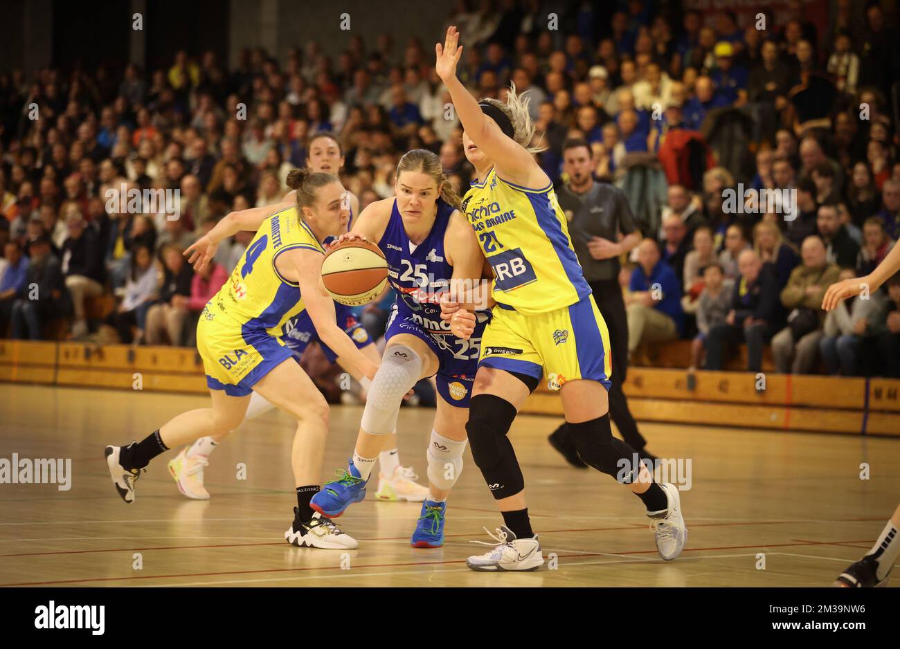 Castors' Elise Ramette, Mechelen's Becky Massey and Castor's Jessica  Lindstrom fight for the ball during the basketball match between Castors  Braine and Kangoeroes Mechelen, Tuesday 26 April 2022 in Braine-L'Alleud,  second game (
