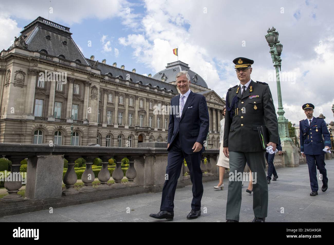 King Philippe - Filip of Belgium (L) arrives for a ceremony to award the 'Francqui Prize' scientifi awards for 2021 and 2022, Wednesday 01 June 2022 in Brussels. The 2021 prize is awarded to ULiege astrologist Michael Gillon, ULiege's Veerle Rots will receive the 2022 one for her Palaeolithic Stone Tool Hafting research. The scientific prize, which is often referred to as the 'Belgian Nobel Prize', is awarded by The Francqui Foundation and is worth 250.000 euros. BELGA PHOTO NICOLAS MAETERLINCK Stock Photo