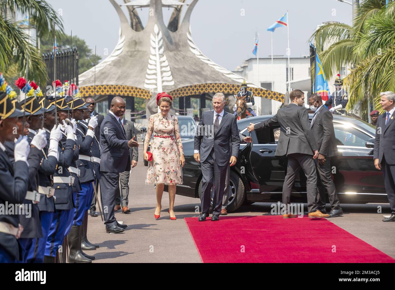 Palais de la nation congo hi-res stock photography and image…