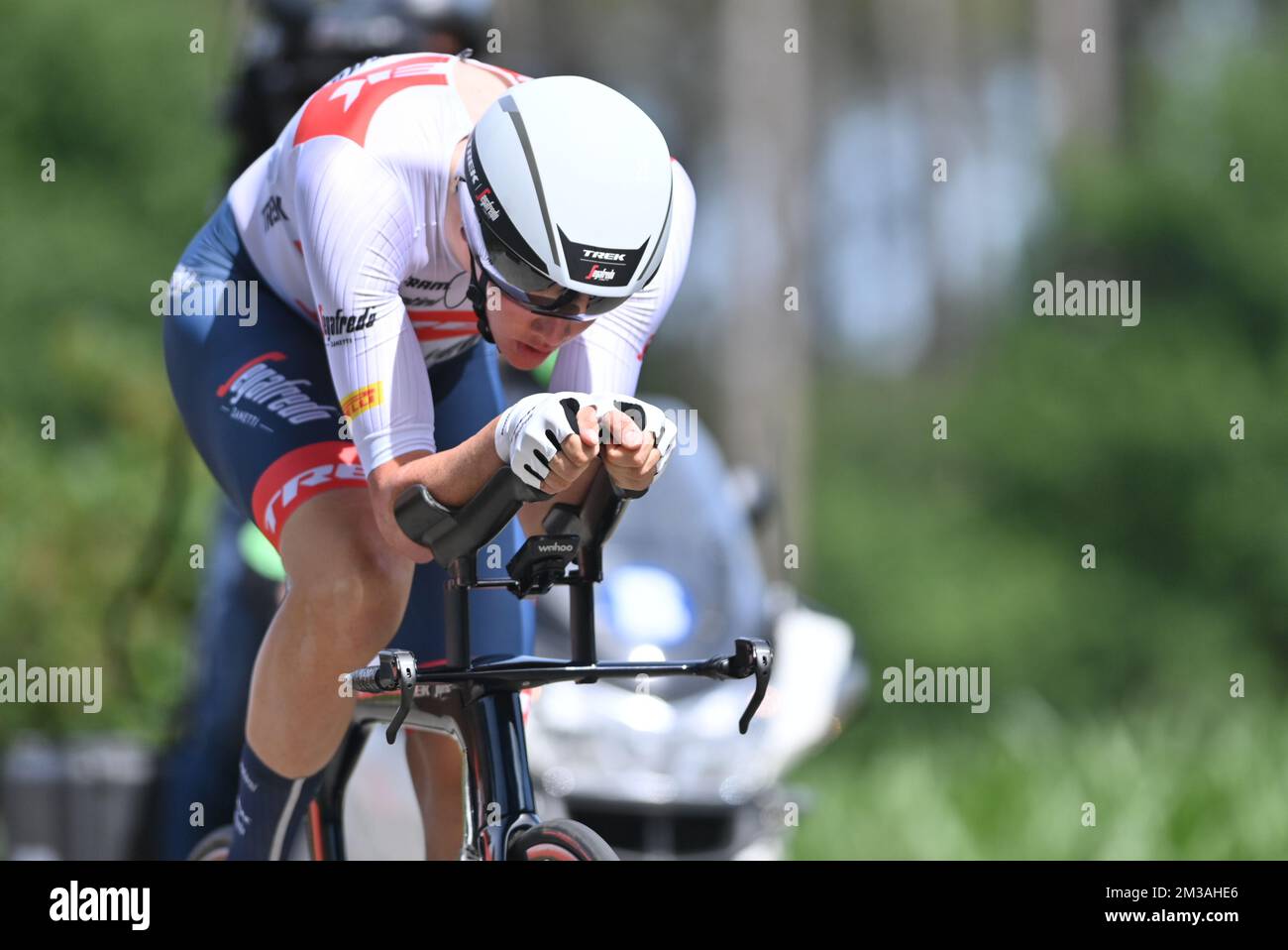 Dutch Daan Hoole of Trek-Segafredo pictured in action during the third stage of the Baloise Belgium Tour cycling race, an individual time trial of 11,8km from and to Scherpenheuvel-Zichem, Friday 17 June 2022. The Baloise Belgium Tour takes place from 15 to 19 June. BELGA PHOTO DAVID STOCKMAN  Stock Photo