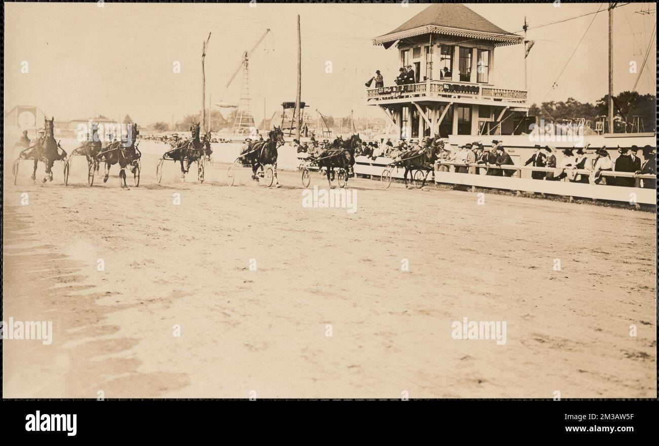 Harness race horses 19th century hi-res stock photography and images ...