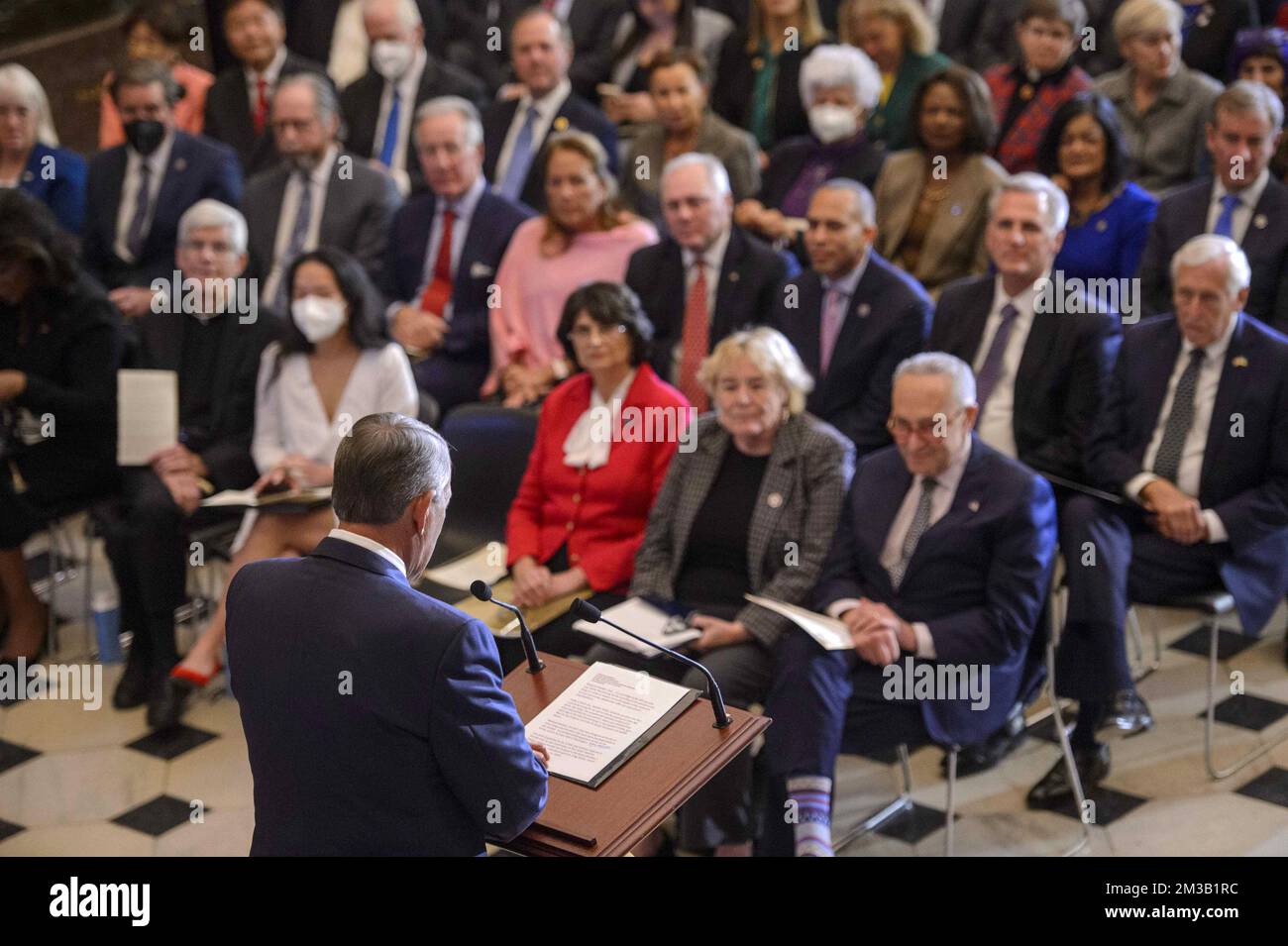 Former Speaker John Boehner tears up at Pelosi portrait unveiling