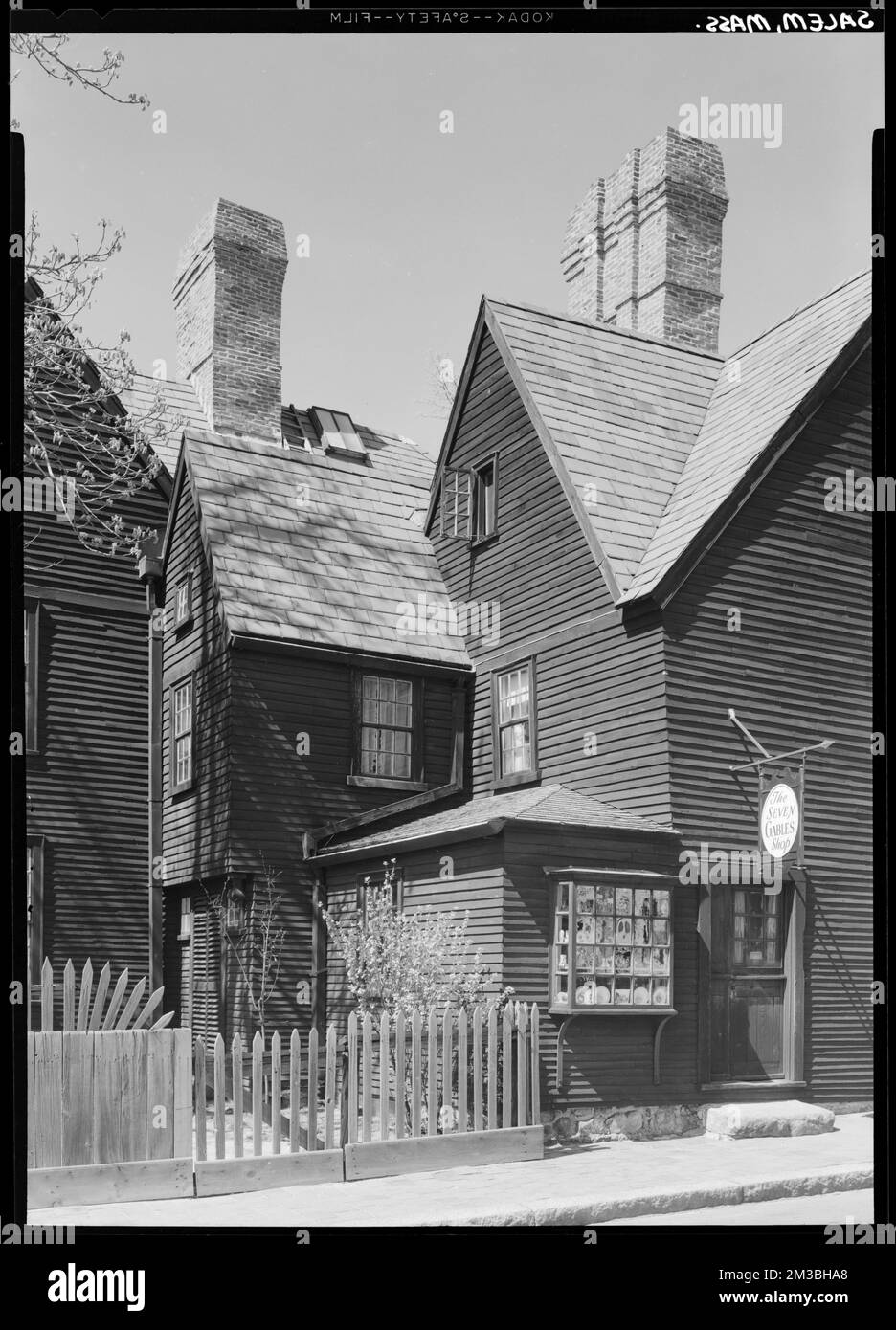 House of the Seven Gables , Architecture, Dwellings, Stores & shops