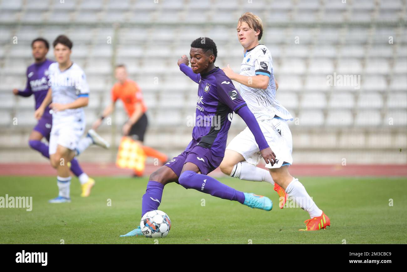 RSCA Futures' Nilson Angulo pictured in action during a soccer match  between RSC Anderlecht Futures (u23) and SK Beveren, Saturday 27 August  2022 in Brussels, on day 3 of the 2022-2023 'Challenger