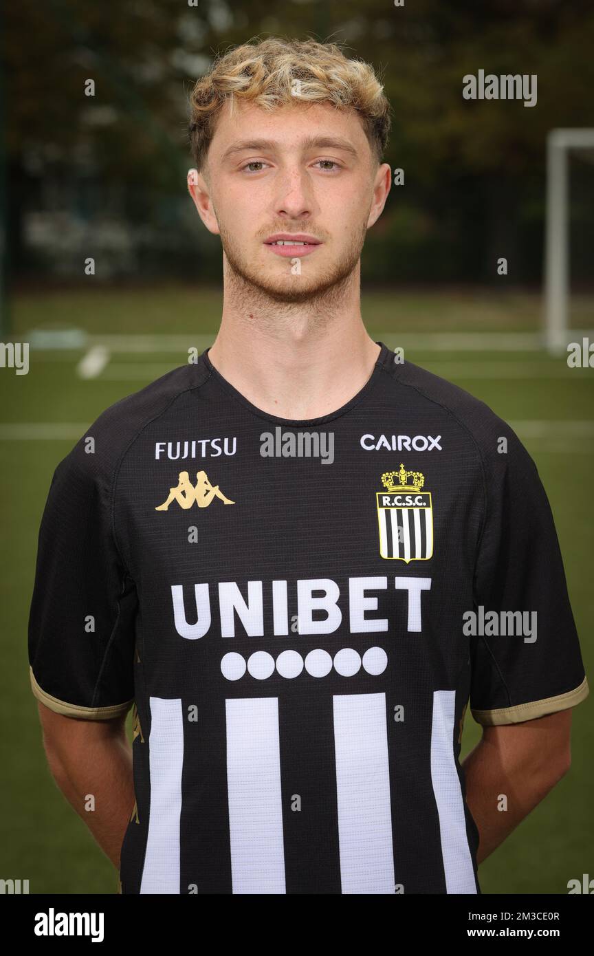 Charleroi's Quentin Benaets poses for a team picture, at the 20222023