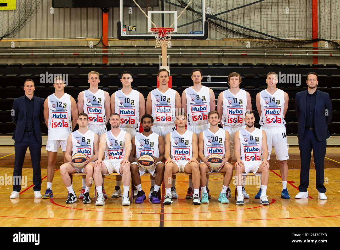 the team poses for a photoshoot of Belgian Basketball team Hubo
