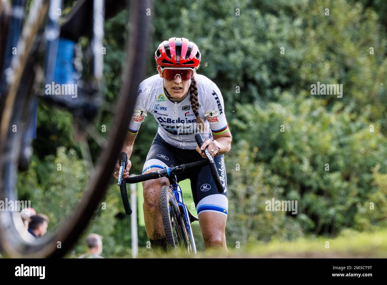 Dutch Lucinda Brand pictured in action during the women's elite race of the 'Berencross Meulebeke' cyclocross cycling event, race 3/8 in the 'Exact Cross' competition, Saturday 01 October 2022 in Meulebeke. BELGA PHOTO JASPER JACOBS Stock Photo