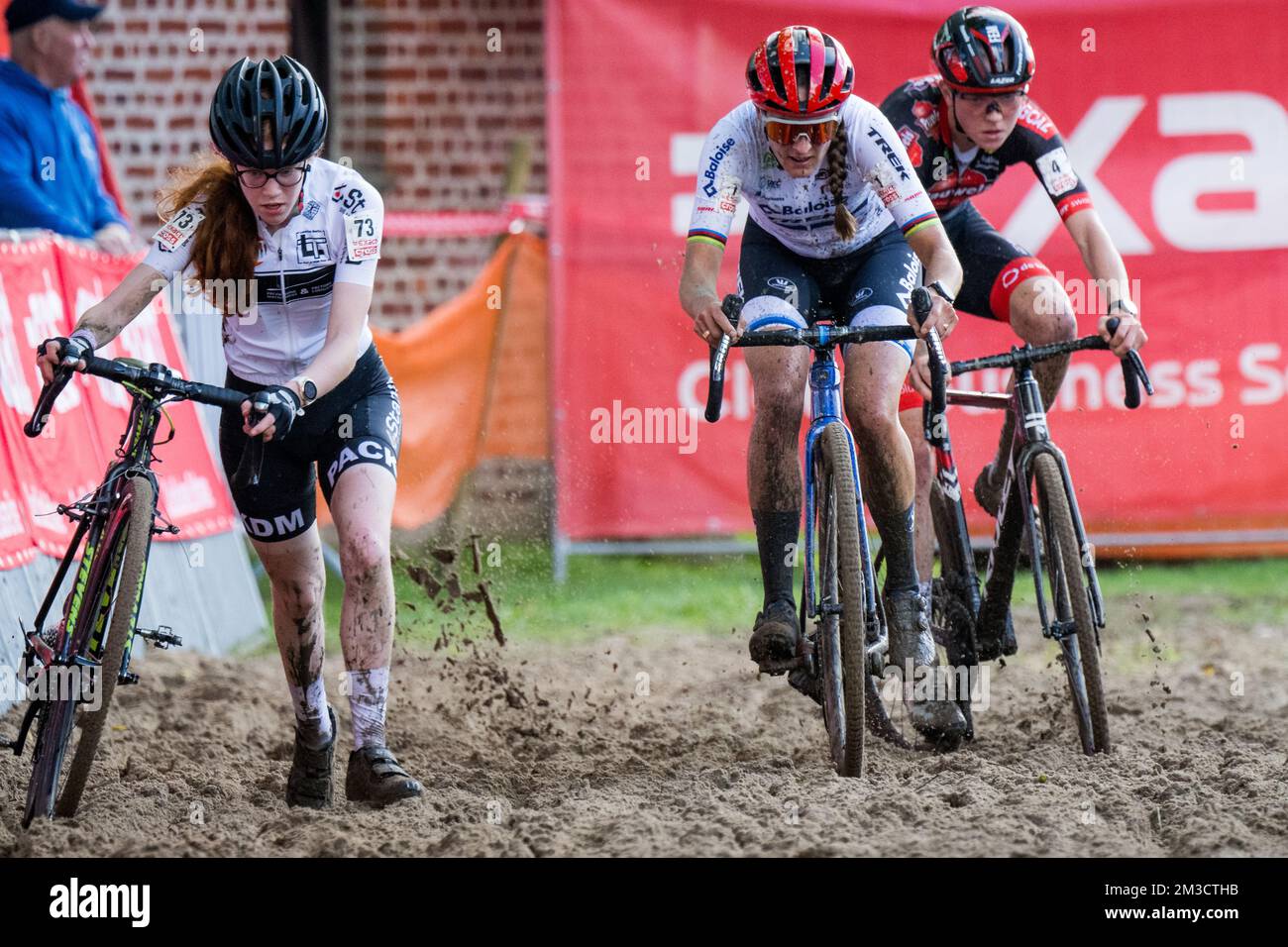 Dutch Lucinda Brand and Dutch Fem Van Empel pictured in action during the women's elite race of the 'Berencross Meulebeke' cyclocross cycling event, race 3/8 in the 'Exact Cross' competition, Saturday 01 October 2022 in Meulebeke. BELGA PHOTO JASPER JACOBS Stock Photo