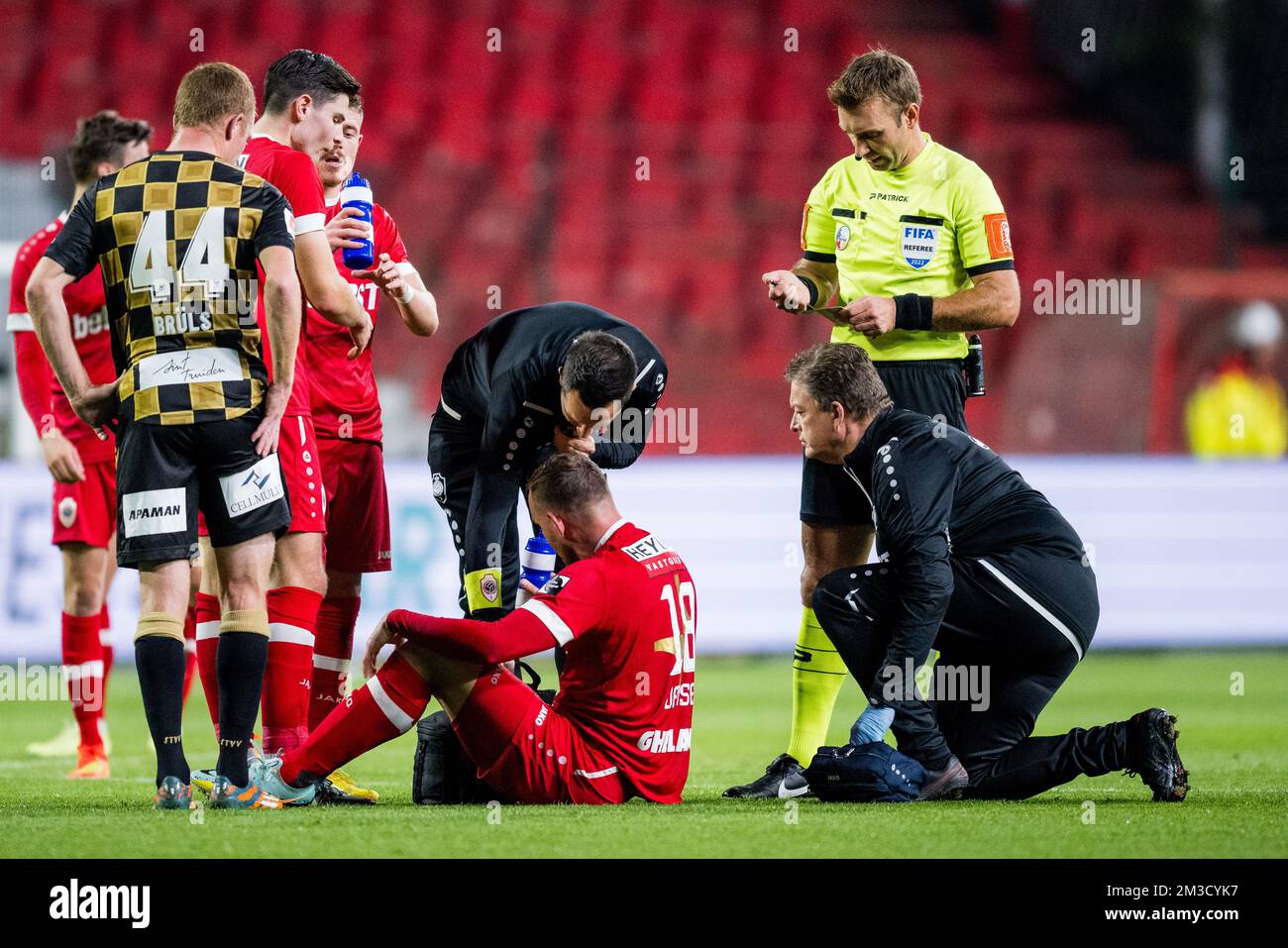 Antwerp's Vincent Janssen lies injured on the ground during a soccer match between Royal Antwerp FC RAFC and Sint-Truiden STVV, Friday 07 October 2022 in Antwerp, a match on day 11 of the 2022-2023 'Jupiler Pro League' first division of the Belgian championship. BELGA PHOTO JASPER JACOBS Stock Photo