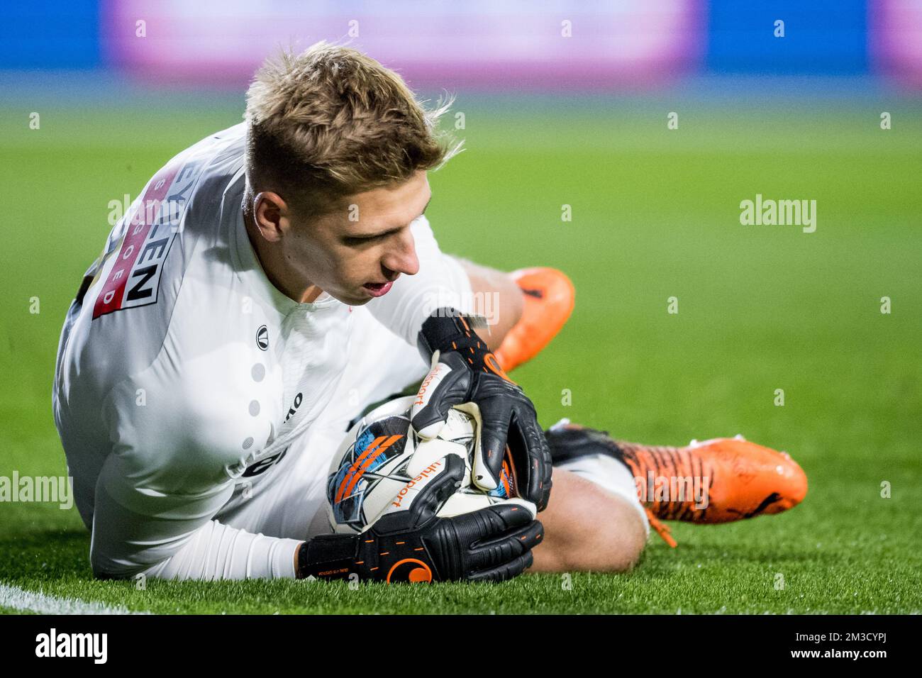 Antwerp's goalkeeper Jean Butez pictured in action during a soccer match between Royal Antwerp FC RAFC and Sint-Truiden STVV, Friday 07 October 2022 in Antwerp, a match on day 11 of the 2022-2023 'Jupiler Pro League' first division of the Belgian championship. BELGA PHOTO JASPER JACOBS Stock Photo