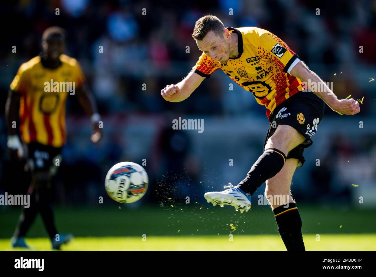 Mechelen's Rob Schoofs pictured in action during a soccer match between KV Mechelen and RSC Anderlecht, Sunday 09 October 2022 in Mechelen, on day 11 of the 2022-2023 'Jupiler Pro League' first division of the Belgian championship. BELGA PHOTO JASPER JACOBS Stock Photo
