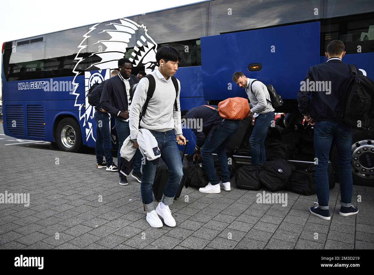 Gent's Hyunseok Hong pictured as Belgian soccer team KAA Gent travel from Oostende airport to Sweden, Wednesday 12 October 2022, for tomorrow's game against Swedish team Djurgardens IF on day four of the Uefa Europa Conference League group stage. BELGA PHOTO JASPER JACOBS  Stock Photo