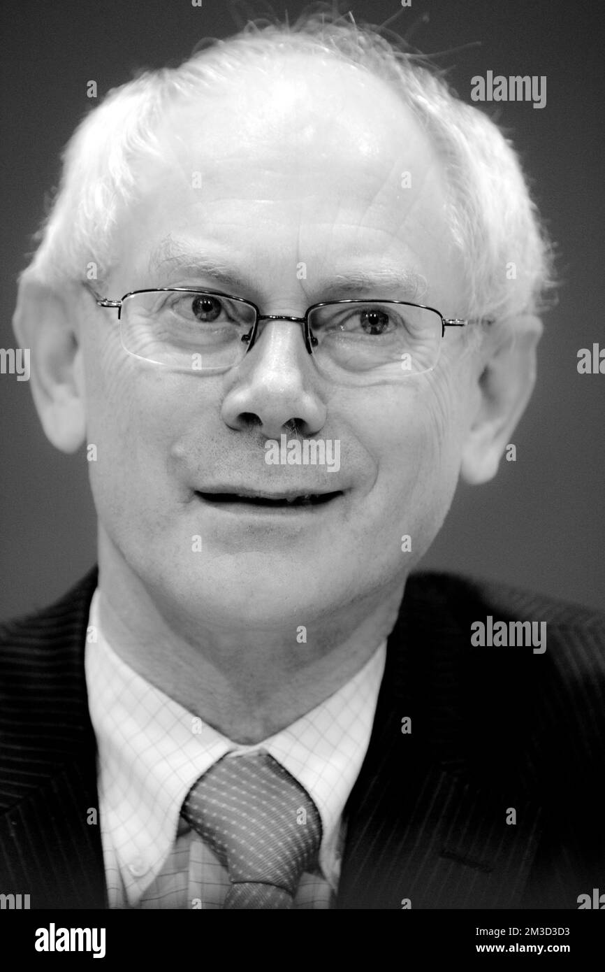 Belgian Prime Minister Herman Van Rompuy gives a press conference after his speech about the general budget the federal parliament in Brussels on 13th October 2009 Stock Photo