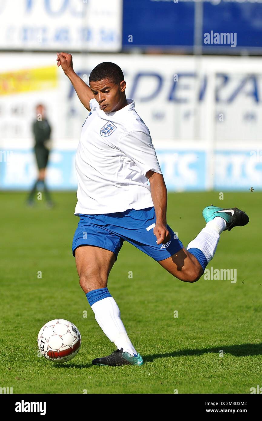 England's Ezekiel Fryers in action Stock Photo Alamy