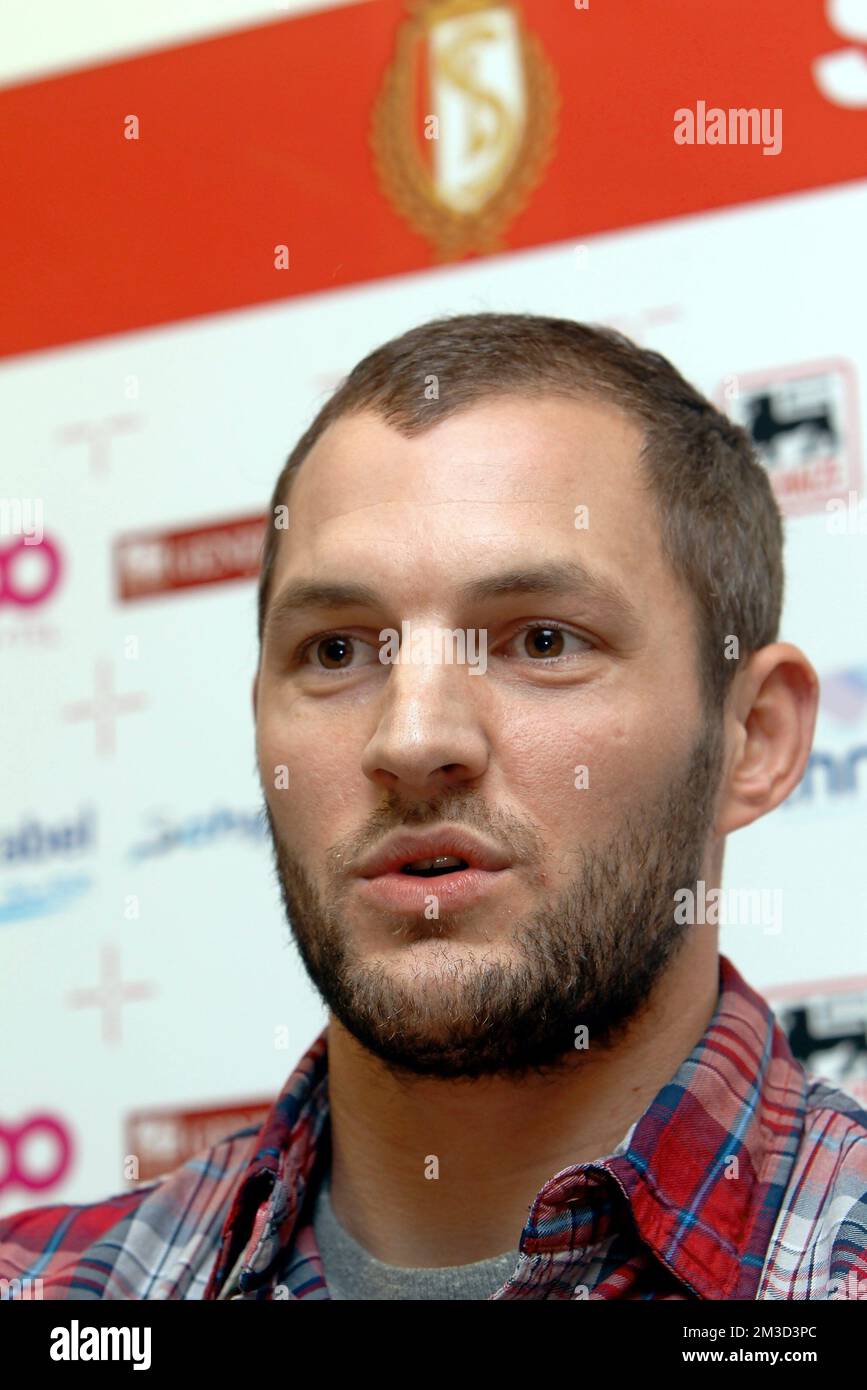 Standard's new player Jelle Van Damme pictured during a press