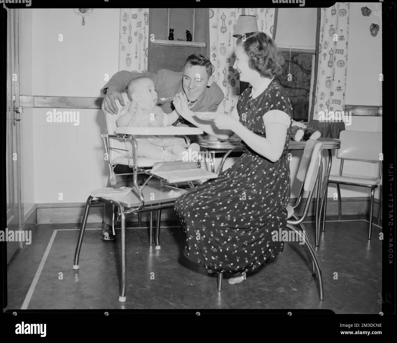 Jimmy and Barbara Amos and baby Jimmy Jr. , Infants, Families, Eating