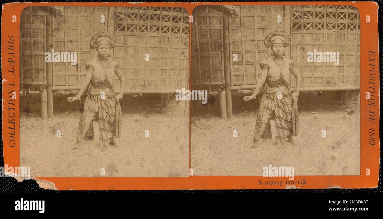 Kampong Javanais , Clothing & dress, Exposition universelle de 1889