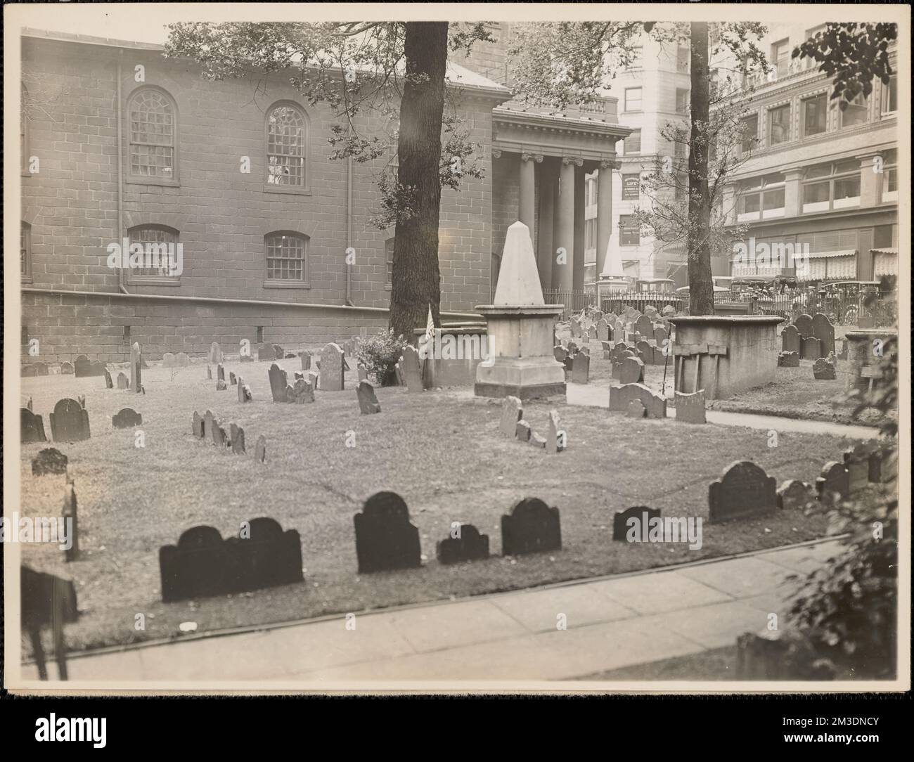 Kings' Chapel Burying Ground, Tremont Street , Cemeteries, Tombs
