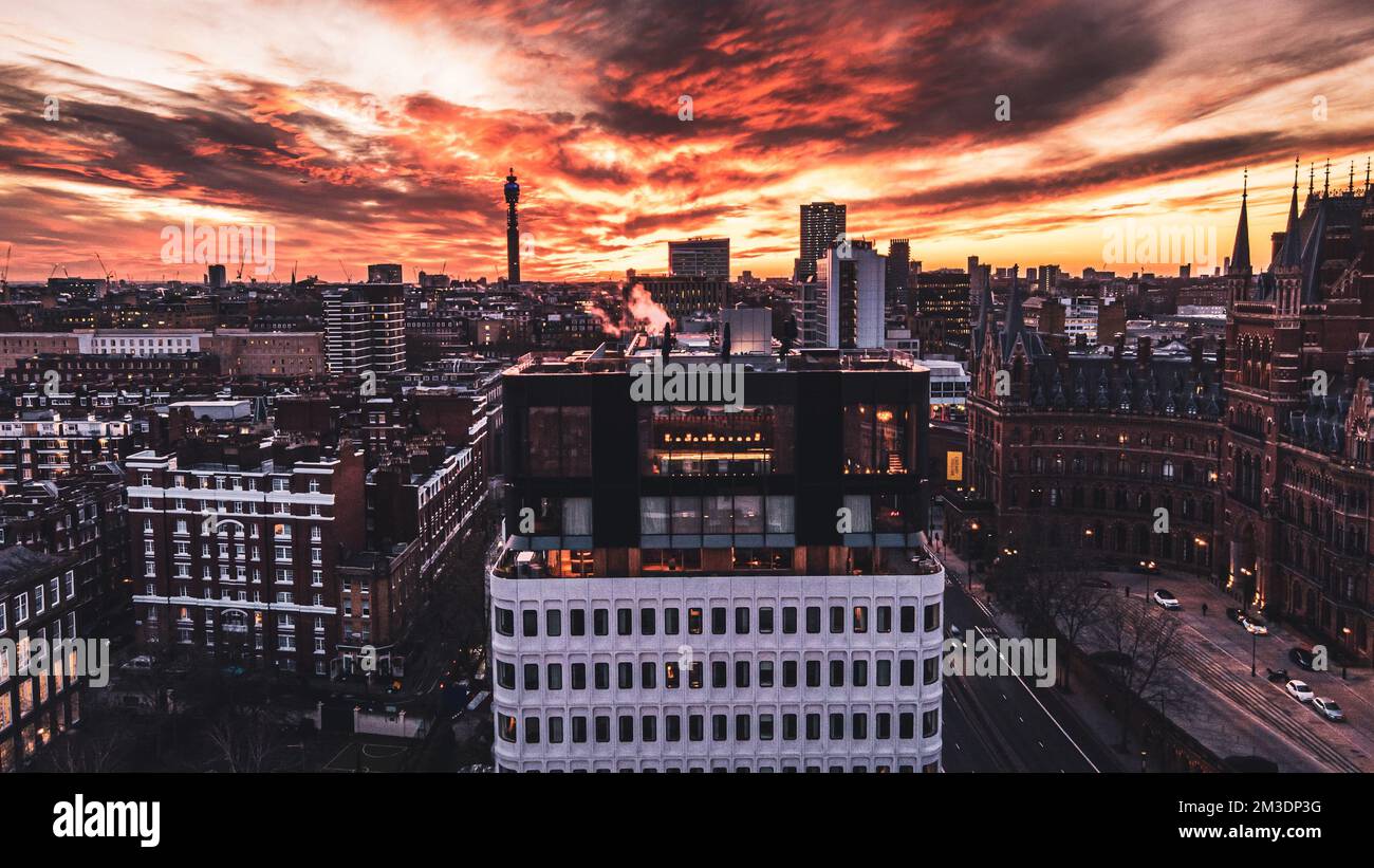 Standard hotel kings cross hi-res stock photography and images - Alamy