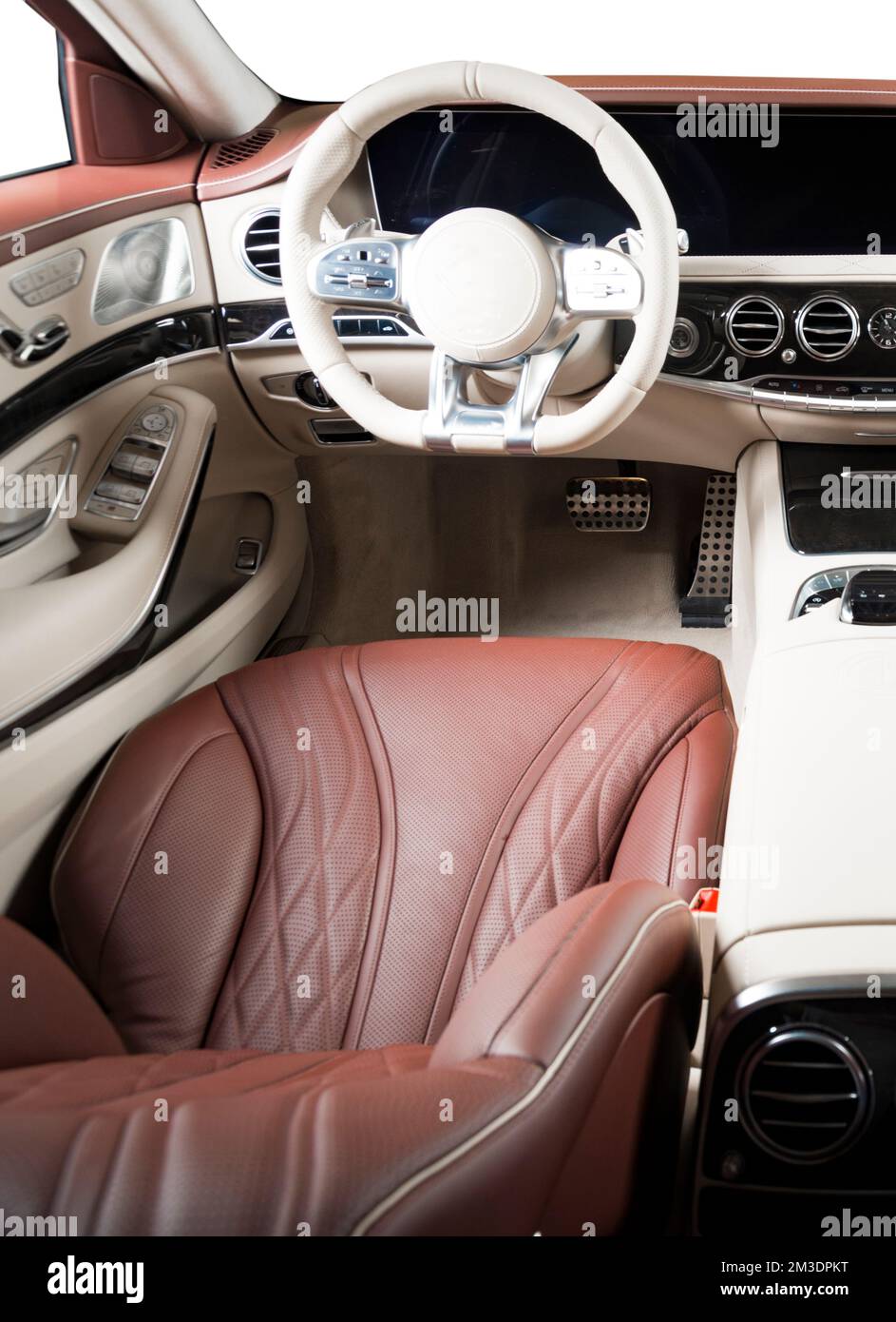Modern luxury car Interior - steering wheel, shift lever and dashboard ...