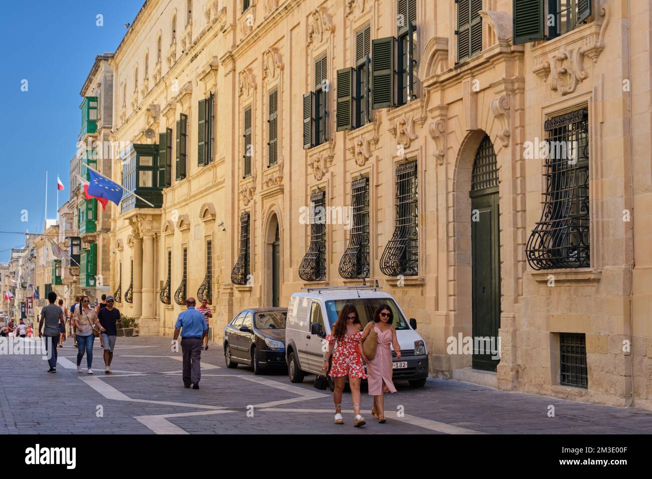 Parking palazzo hi-res stock photography and images - Alamy