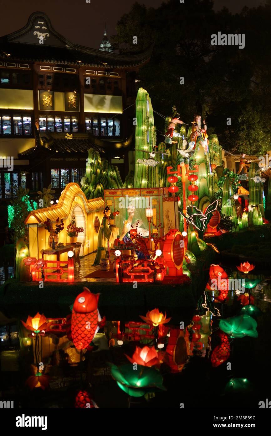 SHANGHAI-FEB 05: Lantern Festival in Yuyuan garden during the Chinese ...
