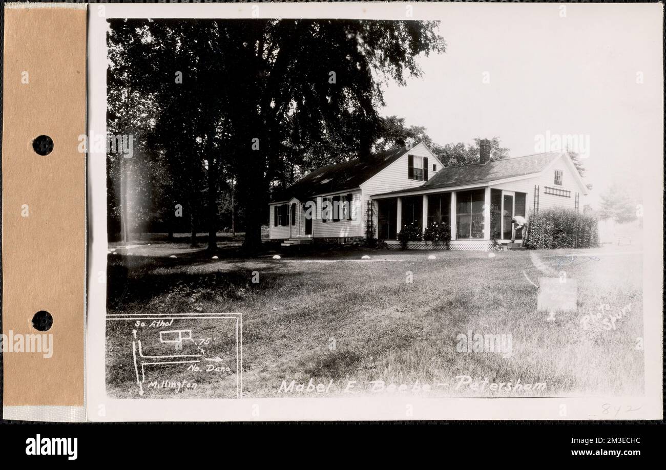 Mabel E. Beebe, house, Petersham, Mass., Aug. 27, 1928 : Parcel no. 511-3, Mabel E. Beebe , waterworks, reservoirs water distribution structures, real estate, residential structures, adults people Stock Photo