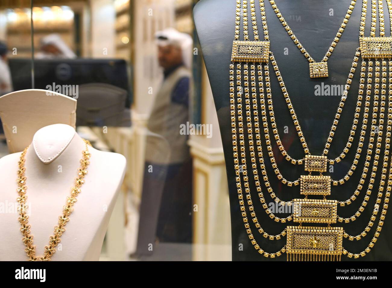 Doha, Katar. 12th Dec, 2022. Gold dealer, gold souq, bazaar, jewelry
