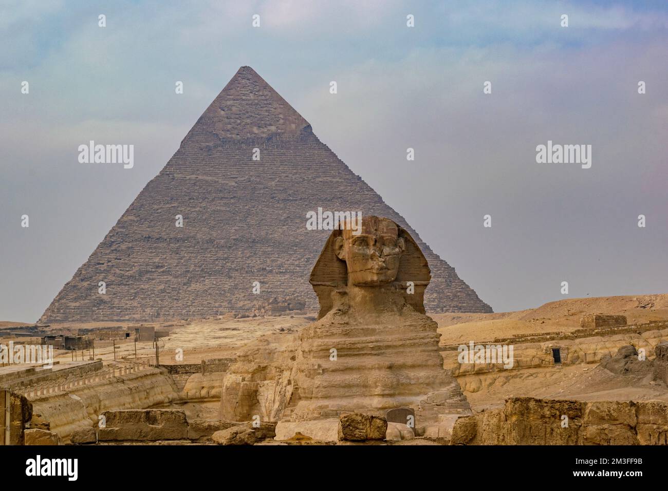 A view of the Great Pyramid and Sphinx of Giza in Egypt Stock Photo - Alamy