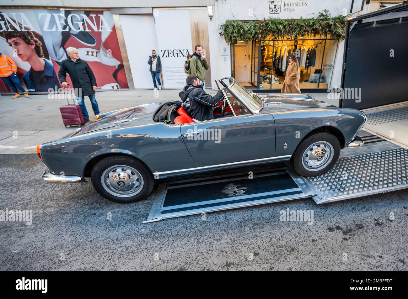 London, UK. 15th Dec, 2022. 1961 Alfa Romeo Giulietta Spider, est £50,000 - £70,000 - A preview of the Street Collector Cars sale at Bonhams New Bond Street. The Sal takes place on 16 Dec 2022. Credit: Guy Bell/Alamy Live News Stock Photo