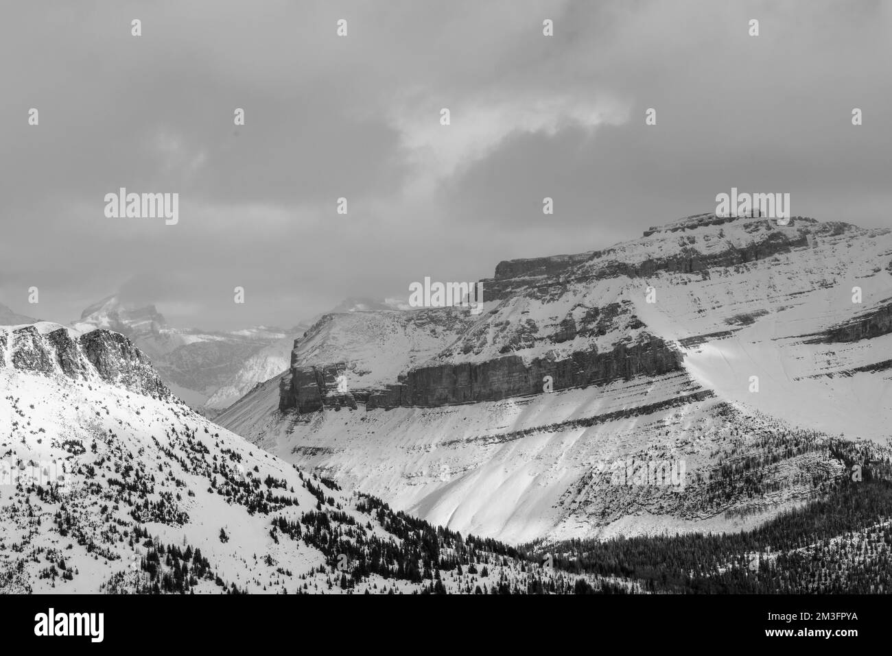 Lake Louise Alberta Canada Stock Photo - Alamy