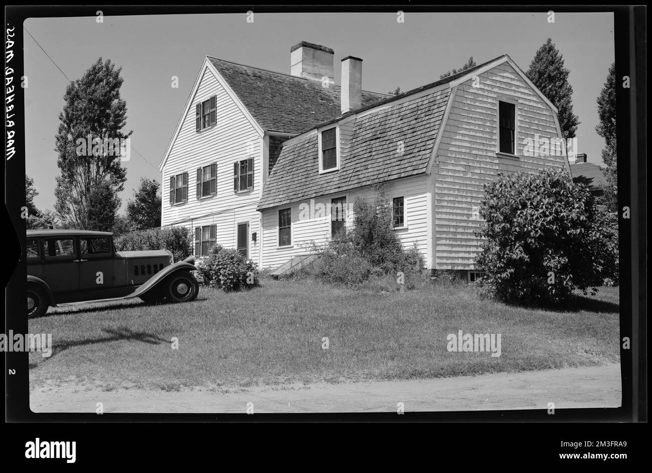 Marblehead, house and car , Architecture, Dwellings, Automobiles