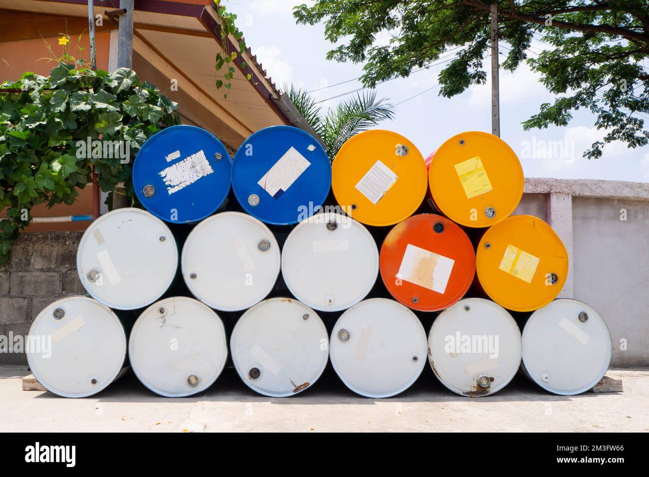 200 liter fuel tanks, including green tanks, black tanks, red yellow