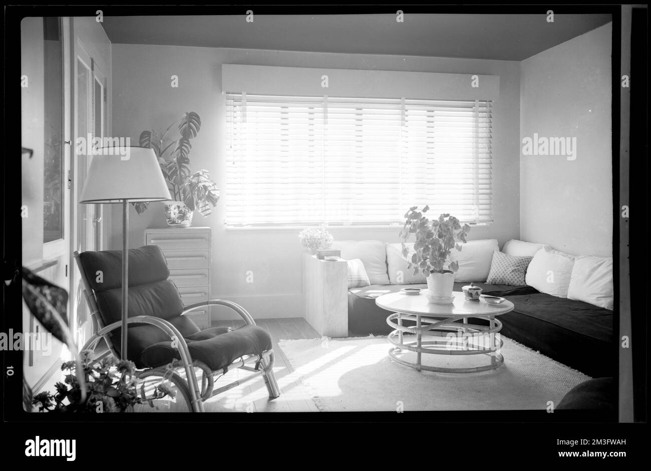Marblehead Neck, Johnson House, interior , Architectural elements