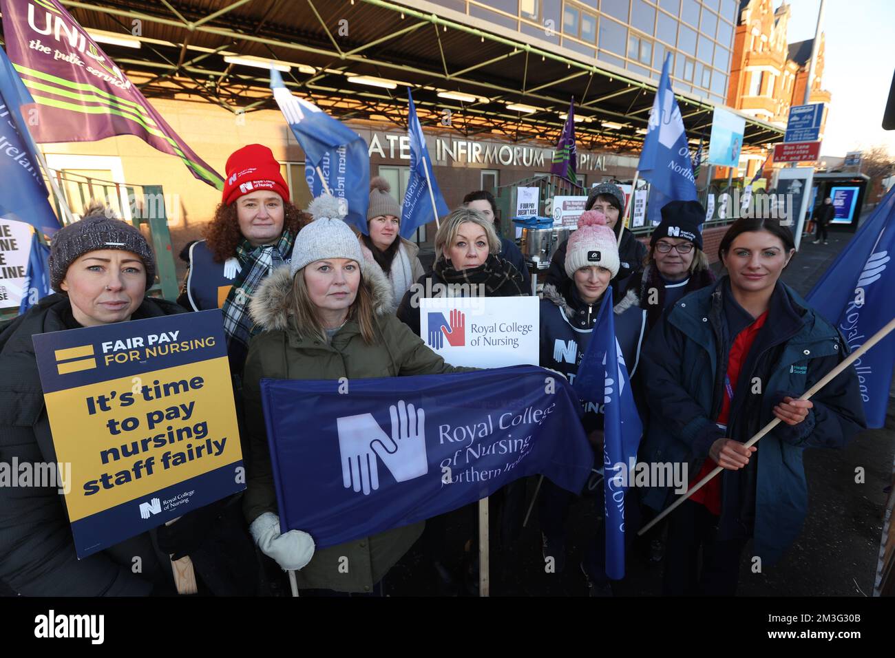 Members of the Royal College of Nursing (RCN) on the picket line outside Mater Infirmorum Hospital in Belfast as nurses in England, Wales and Northern Ireland take industrial action over pay. Picture date: Thursday December 15, 2022. Stock Photo