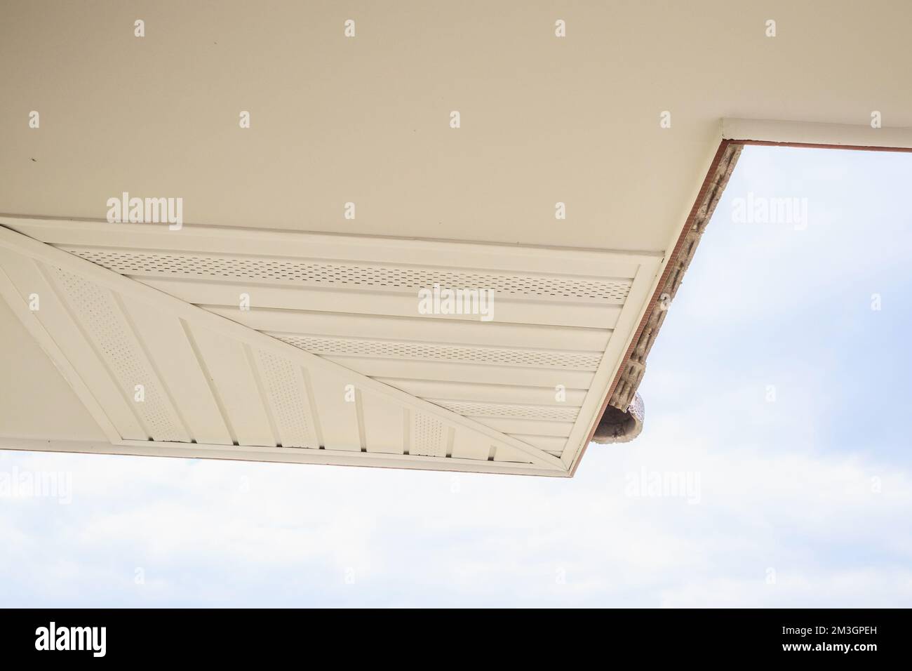 Soffit Board Installation Stock Photo Alamy