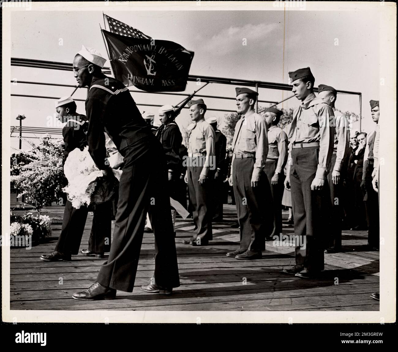 Memorial services for ammunition lighter explosion victims , Memorial rites & ceremonies