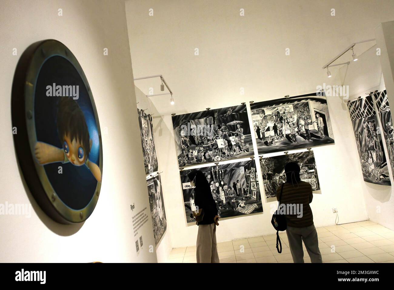 Yogyakarta, Indonesia. 15th Dec, 2022. A visitor takes photos of the