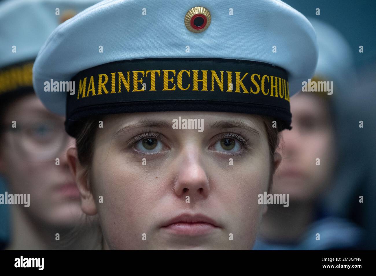 Kramerhof, Germany. 15th Dec, 2022. A Bundeswehr recruit takes part in ...