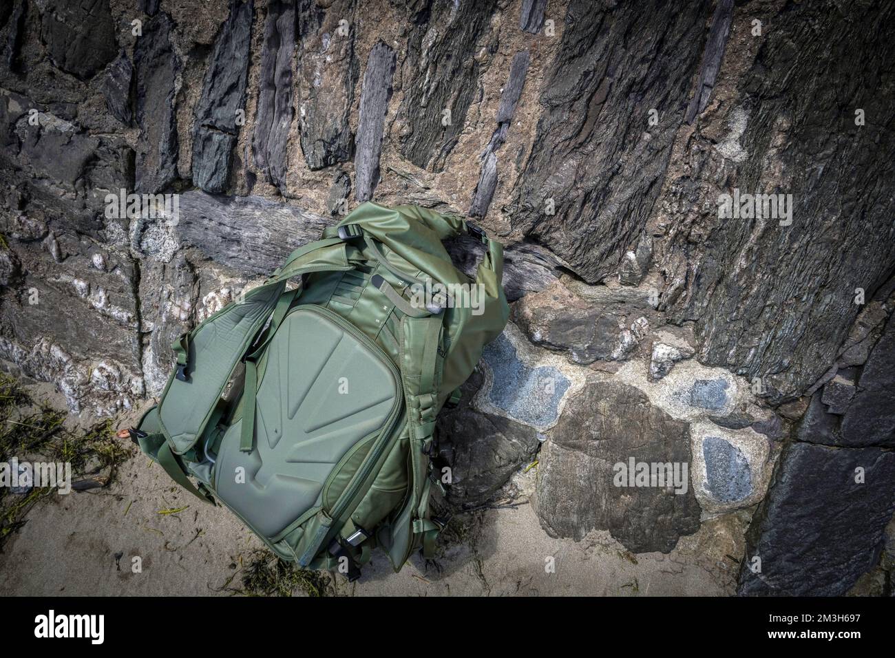 Green camera backpack bag hi-res stock photography and images - Alamy