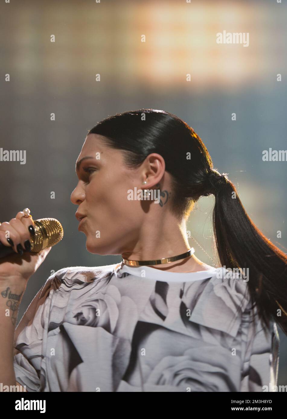 Jessie j in concert hi-res stock photography and images - Alamy