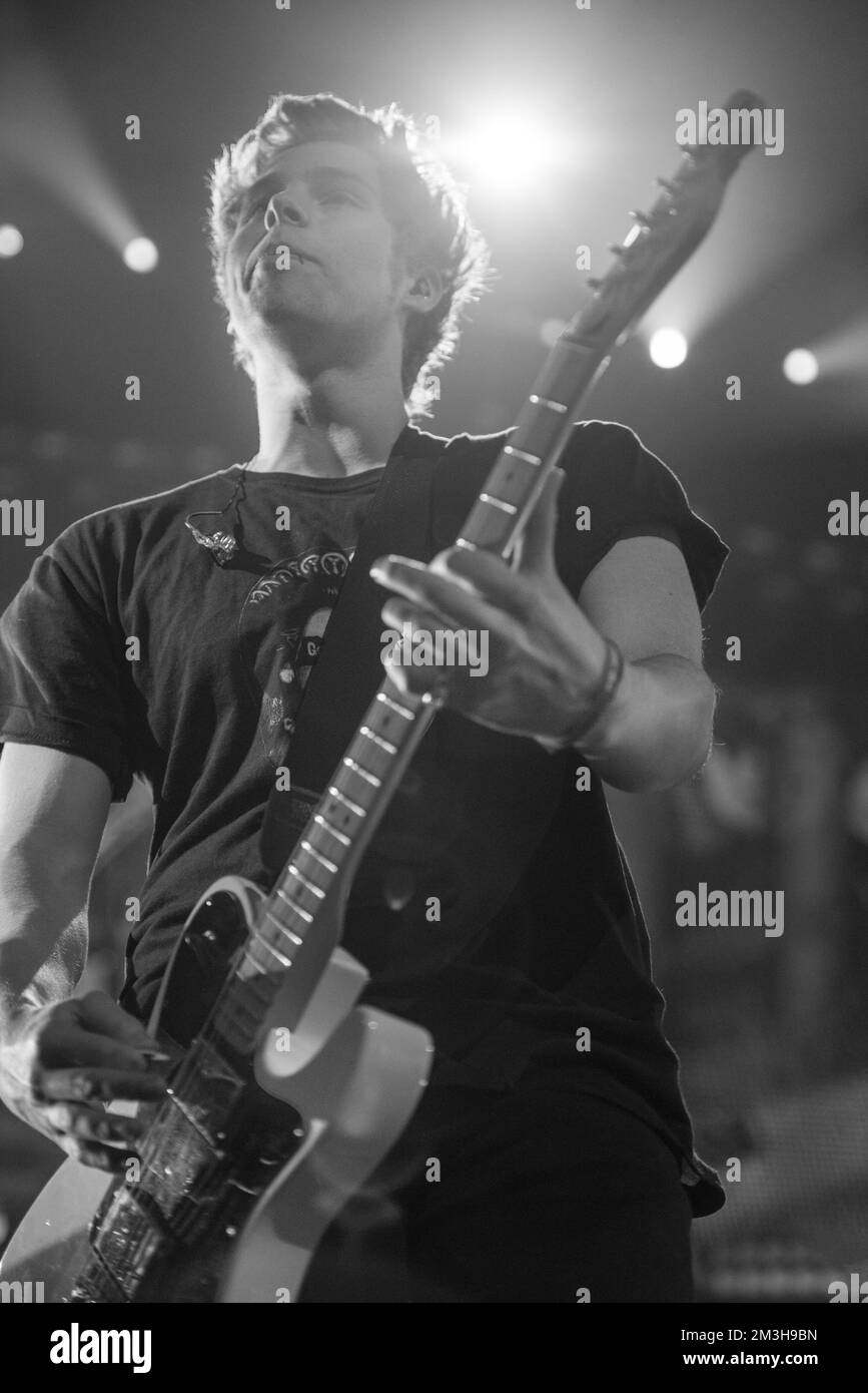 Radio city live Black and White Stock Photos & Images - Alamy