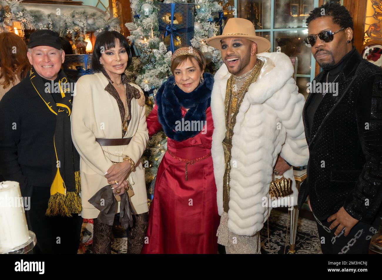 Montgomery Frazer, Jose Castelo Branco, Maribel Lieberman, Aaron Paul and Erick Mr. Major Shervington attend the Celebration of Mariebelle NY's Chocolate Holiday Collection at MarieBelle in New York, NY on December 14, 2022 (Photo by David Warren /Sipa? USA) Credit: Sipa USA/Alamy Live News Stock Photo
