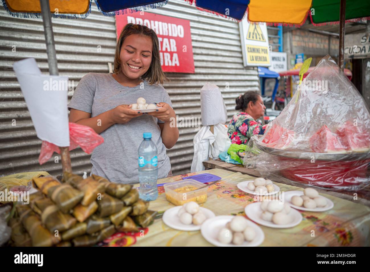 Woman selling rocks hi-res stock photography and images - Alamy