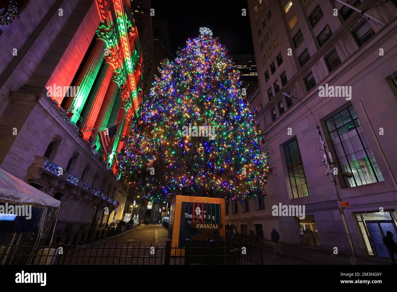 The Christmas tree on Broad Street and colored seasonal lights ...