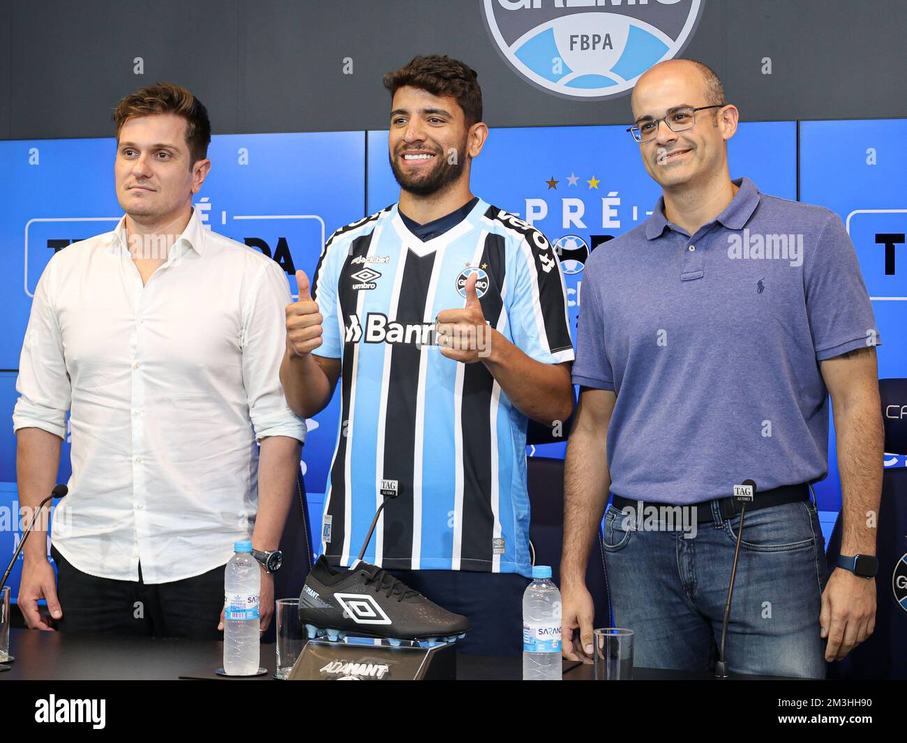 Porto Alegre, Brazil. 15th Dec, 2022. RS - Porto Alegre - 12/15/2022 -  GREMIO, PEPE PRESENTATION - Pepe alongside Antonio Brum and Paulo Caleffi  during his official presentation as a Gremio player