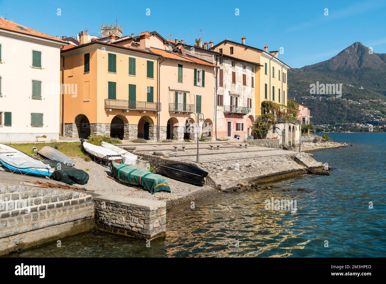 Lakefront of the San Siro village, situated on the shore of Lake Como, at autumn time, Lombardy, Italy Stock Photo
