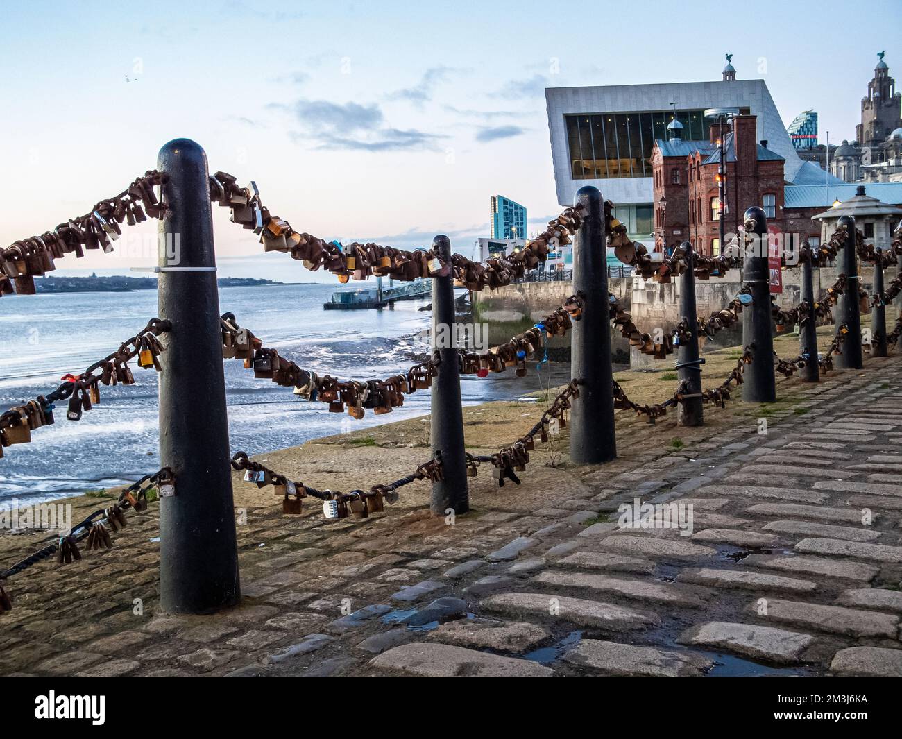 Liverpooleat hires stock photography and images Alamy