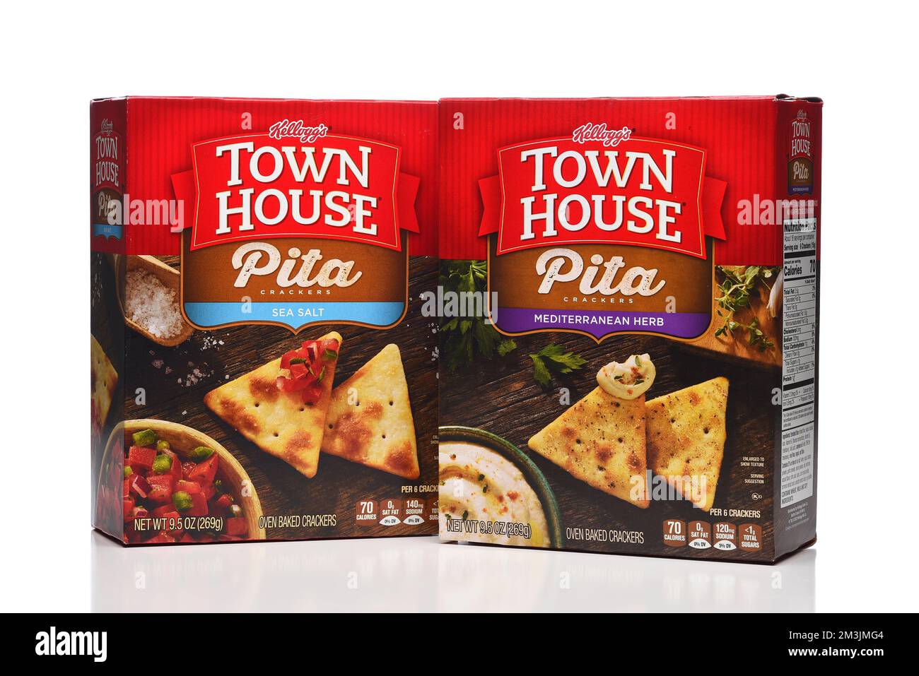 IRVINE, CALIFORNIA 15 DEC 2022 Town House Pita Crackers, Sea Salt and Mediterranean Flavors